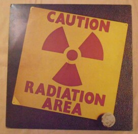 AREA : CAUTION RADIATION AREA – lp 1974 CRAMPS